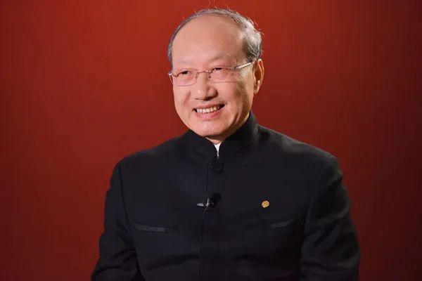 海航陈峰被限高，因旗下理财产品未兑付 网友：自家飞机都坐不了
